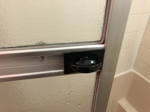 浴室ドア　部品取替工事